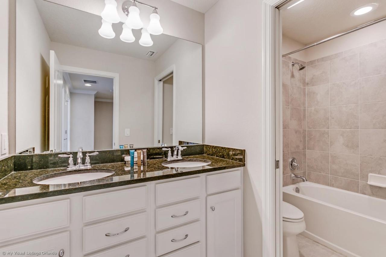 Beautiful Townhome Wprivate Pool 7 Mi To Disney Kissimmee Εξωτερικό φωτογραφία